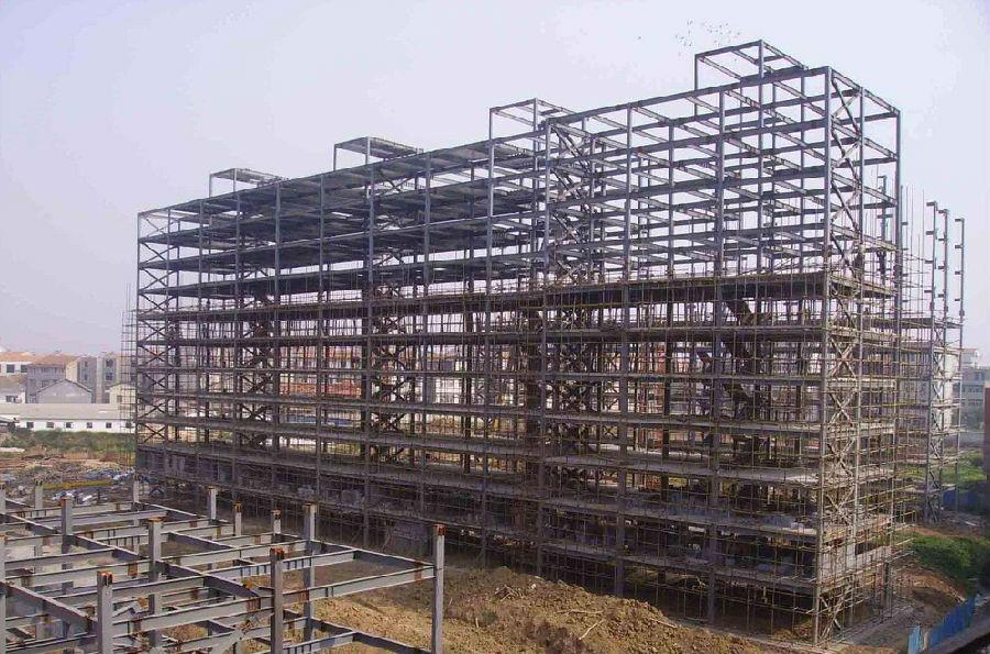 丹东高层钢结构的支撑布置与构造应该符合哪些要求